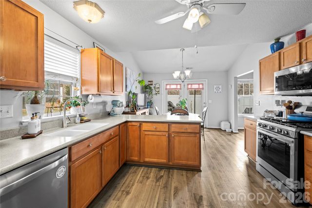 50 Farington Circle, Fletcher, NC 28732