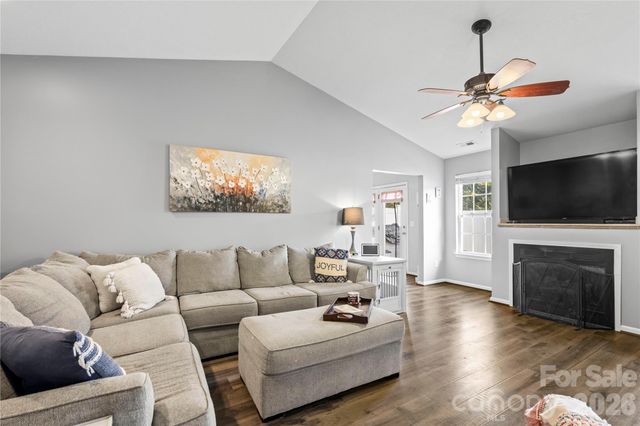 50 Farington Circle, Fletcher, NC 28732