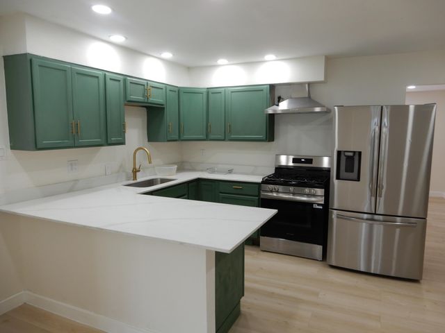 1108 Wade Circle NE, Albuquerque, NM 87112