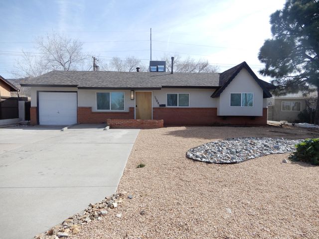 1108 Wade Circle NE, Albuquerque, NM 87112