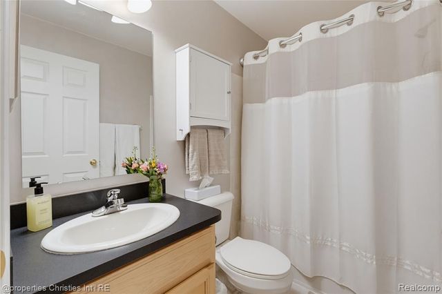 35104 Emma Circle, Walled Lake, MI 48390