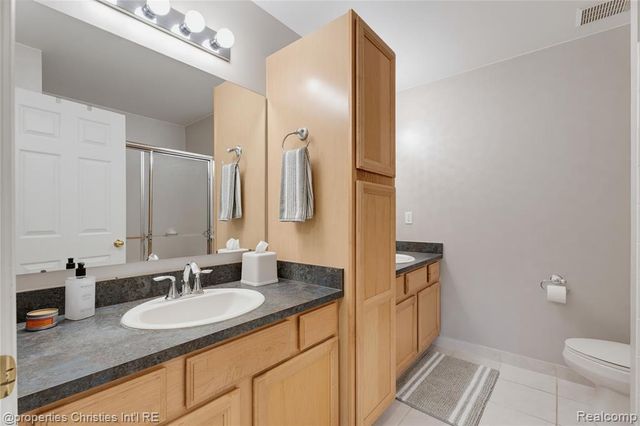 35104 Emma Circle, Walled Lake, MI 48390