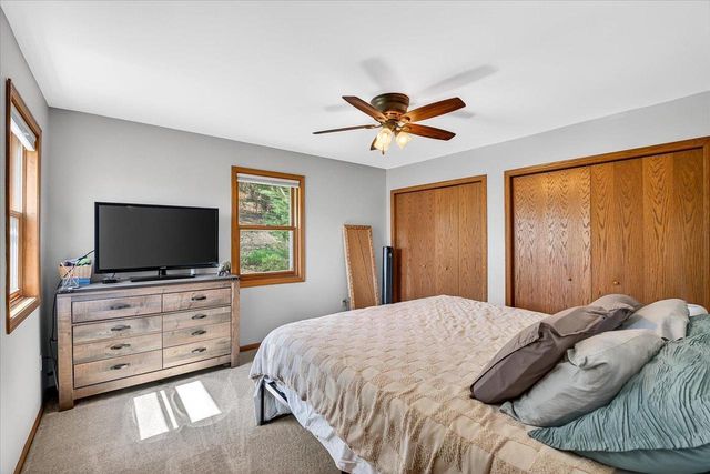 2037-2039 Continental Lane, Cross Plains, WI 53528