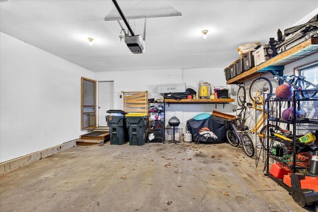 2037-2039 Continental Lane, Cross Plains, WI 53528