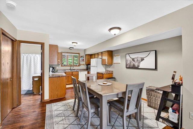 2037-2039 Continental Lane, Cross Plains, WI 53528