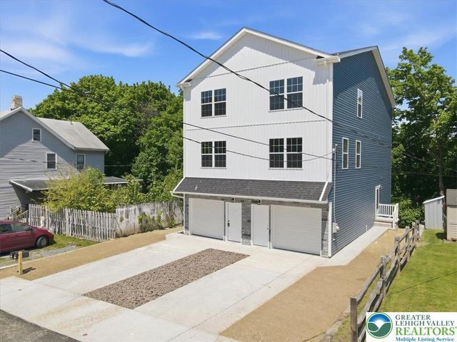 451 South Walnut Street, Slatington Boro, PA 18080
