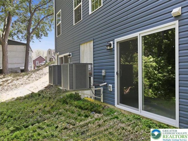 451 South Walnut Street, Slatington Boro, PA 18080