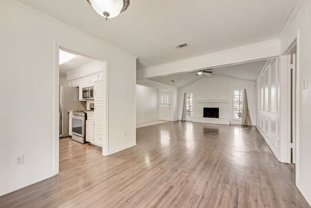 1038 Florence Drive, Duncanville, TX 75116