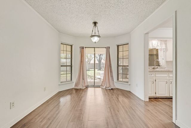 1038 Florence Drive, Duncanville, TX 75116