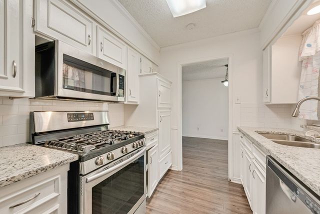 1038 Florence Drive, Duncanville, TX 75116