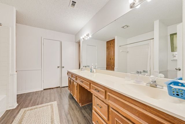 1038 Florence Drive, Duncanville, TX 75116