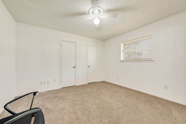 1038 Florence Drive, Duncanville, TX 75116