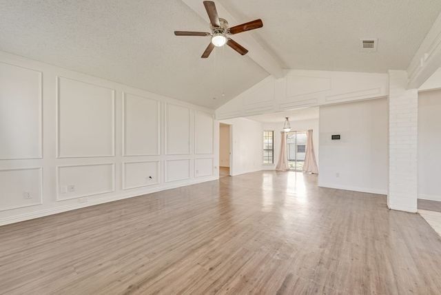 1038 Florence Drive, Duncanville, TX 75116