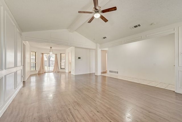 1038 Florence Drive, Duncanville, TX 75116