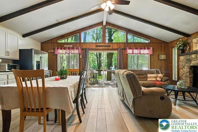 512 Southeast Old Stage Road South, Penn Forest Twp, PA 18210