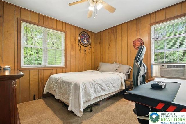 512 Southeast Old Stage Road South, Penn Forest Twp, PA 18210