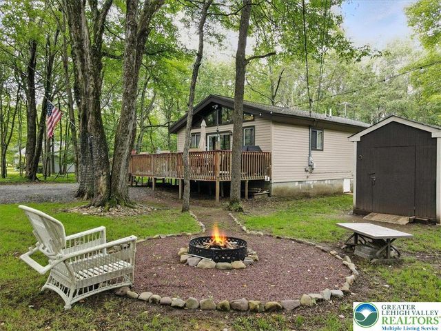 512 Southeast Old Stage Road South, Penn Forest Twp, PA 18210