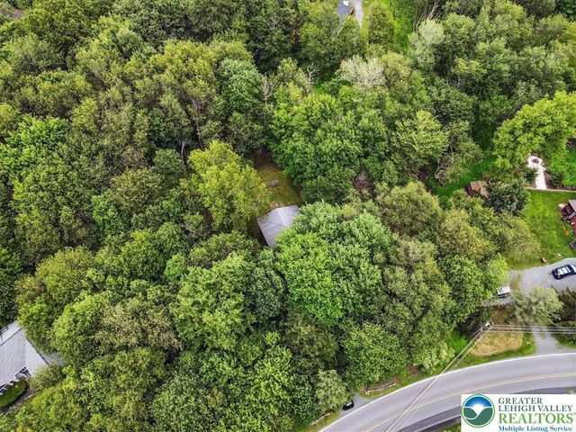 512 Southeast Old Stage Road South, Penn Forest Twp, PA 18210