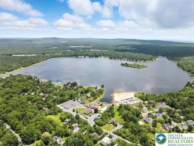512 Southeast Old Stage Road South, Penn Forest Twp, PA 18210