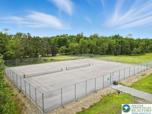 512 Southeast Old Stage Road South, Penn Forest Twp, PA 18210