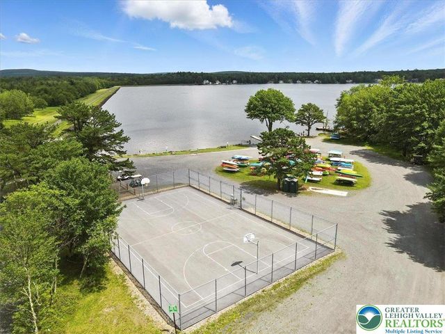 512 Southeast Old Stage Road South, Penn Forest Twp, PA 18210