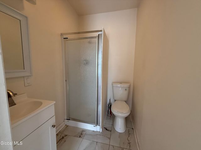 94 3rd Avenue, Gloversville, NY 12078