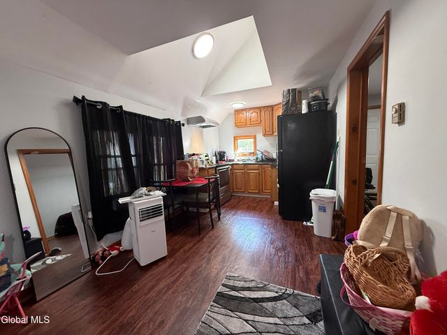 94 3rd Avenue, Gloversville, NY 12078