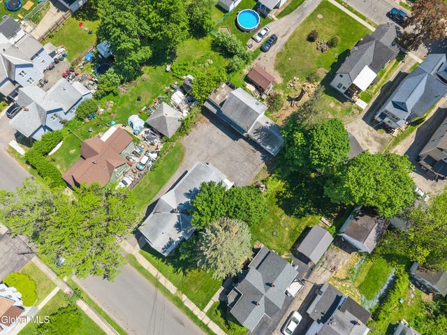 94 3rd Avenue, Gloversville, NY 12078