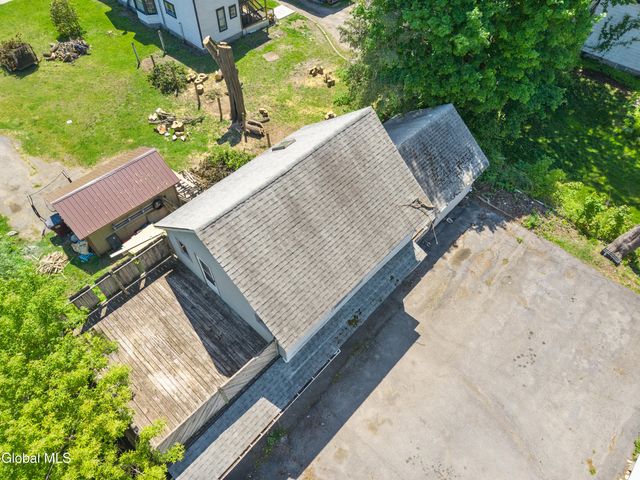 94 3rd Avenue, Gloversville, NY 12078