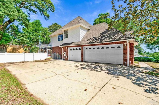 4530 Baywalk Cir, Pensacola, FL 32514