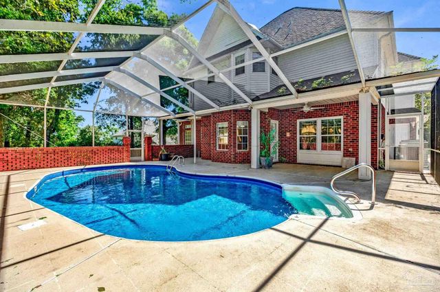 4530 Baywalk Cir, Pensacola, FL 32514