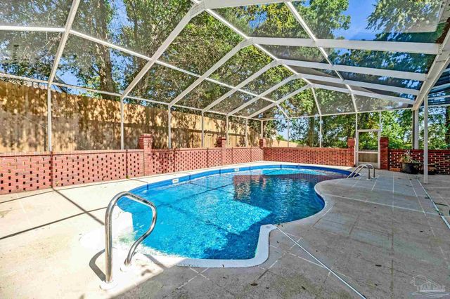 4530 Baywalk Cir, Pensacola, FL 32514