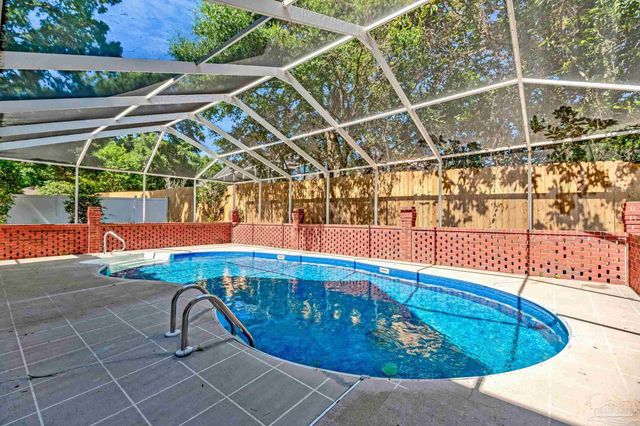 4530 Baywalk Cir, Pensacola, FL 32514