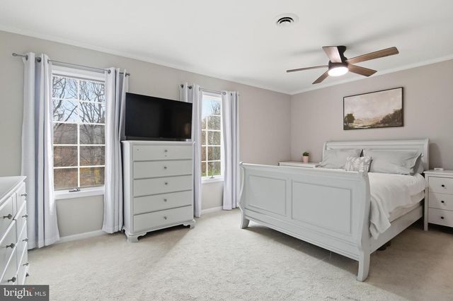 4717 WEATHERHILL DR, Wilmington, DE 19808