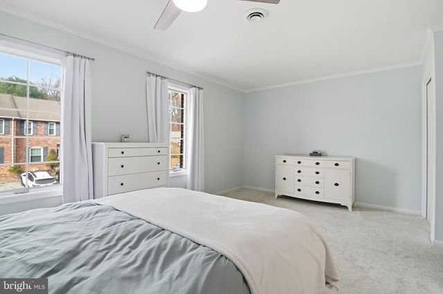 4717 WEATHERHILL DR, Wilmington, DE 19808