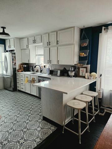4153 Elm Avenue, Brookfield, IL 60513