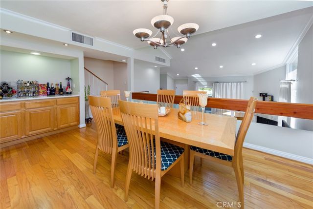 15137 Magnolia A, Sherman Oaks, CA 91403