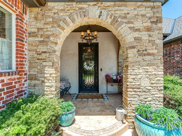 2709 Stetson Drive, Edmond, OK 73034