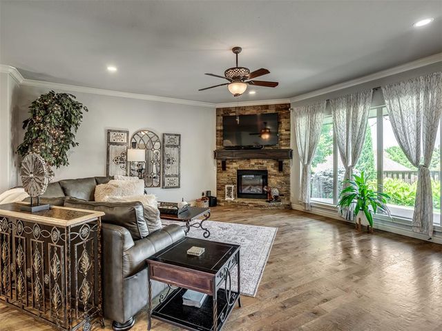 2709 Stetson Drive, Edmond, OK 73034