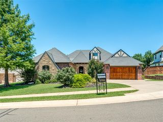 2709 Stetson Drive, Edmond, OK 73034