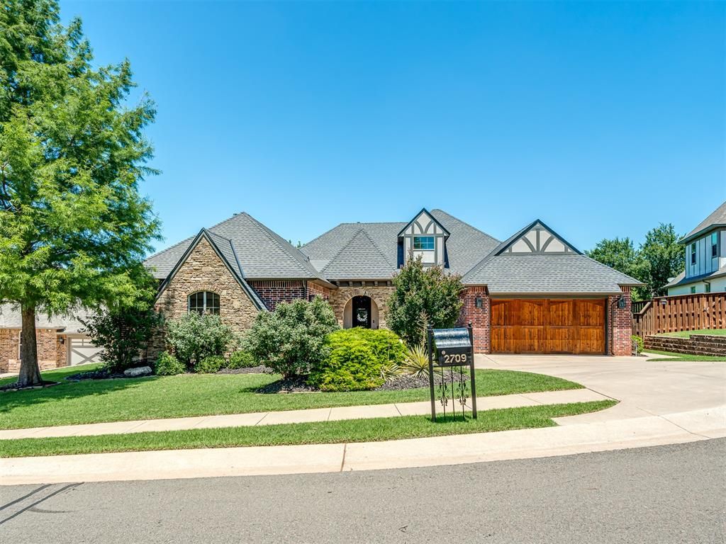 2709 Stetson Drive, Edmond, OK 73034
