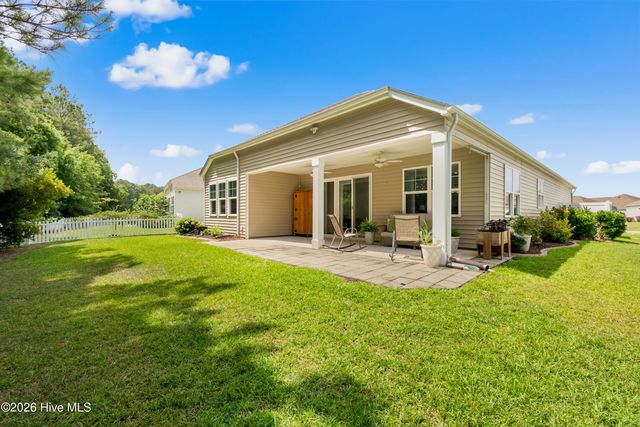 3110 Crescent Lake Drive, Calabash, NC 28467