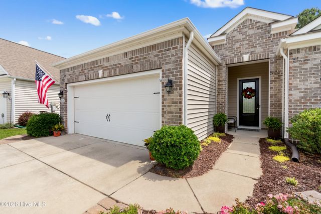 3110 Crescent Lake Drive, Calabash, NC 28467