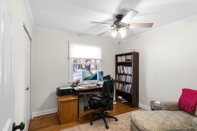 4907 Valerie Drive, Crystal Lake, IL 60014