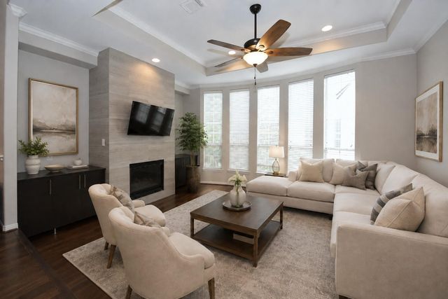2146 Stacy Knoll, Houston, TX 77008