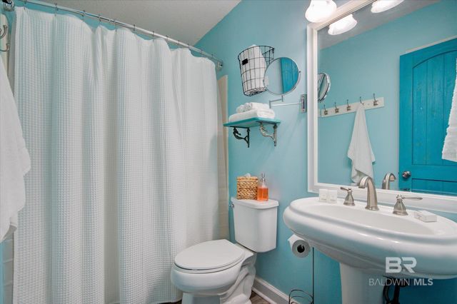 729 W Beach Boulevard 131, Gulf Shores, AL 36542