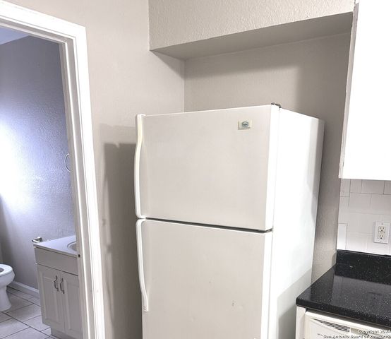 217 Natalen Ave Apt 8, San Antonio, TX 78209