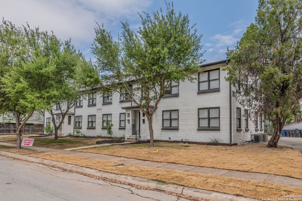217 Natalen Ave Apt 8, San Antonio, TX 78209