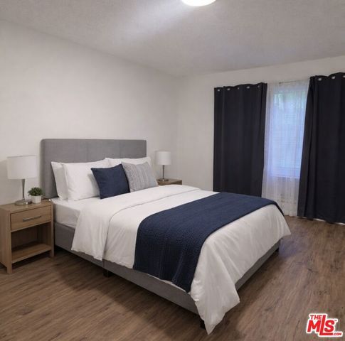 18530 Hatteras Street 130, Tarzana, CA 91356