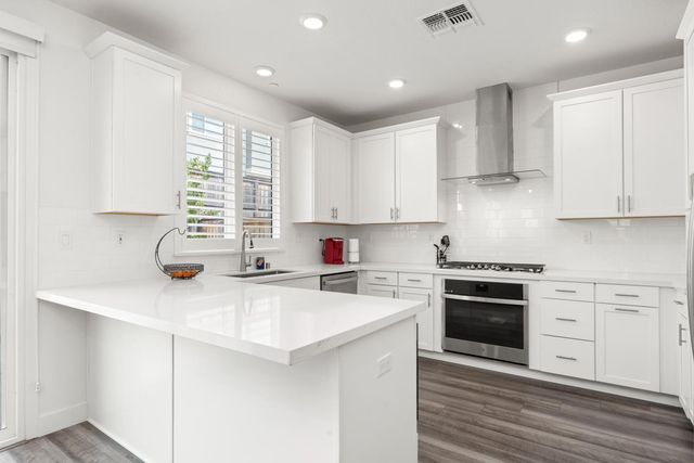 4444 Sanderson Dr, Folsom, CA 95630
